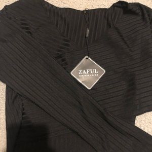 Black Long Sleeve Crop Top